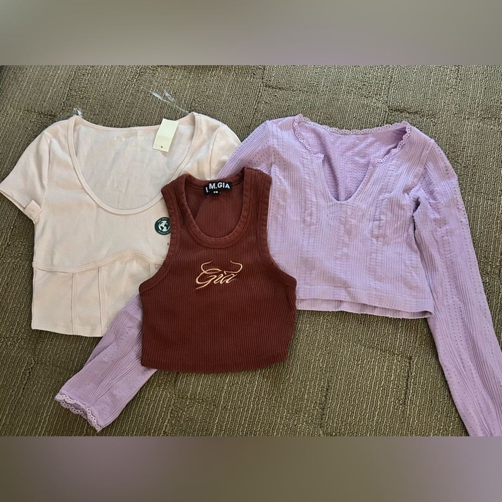 TOPS BUNDLE ☀️🌷
